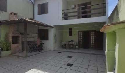 Casa para Venda em Cabo Frio, Palmeiras, 6 dormitórios, 1 suíte, 3 banheiros, 1 vaga