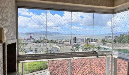 APARTAMENTO A VENDA DE 3 DORMITÓRIOS - Praia Comprida São José SC