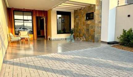 CASA NO  BAIRRO ECOVALLEY
