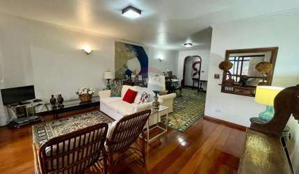Apartamento de 2 quartos (1 suíte) - 123m2 - Alto - Teresópolis/RJ