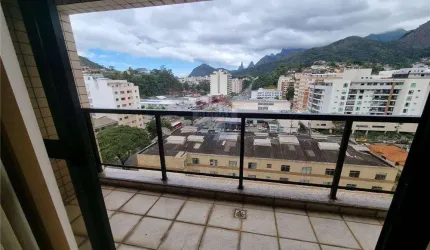 'Apartamento Ideal na Várzea, ao lado do Mc Donalds: Conforto e Segurança'