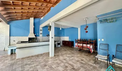 Linda casa a venda com 4 dormitórios na Praia do Pereque Açu Ubatuba SP
