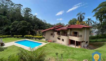 Casa com 4 dorms à Venda, at. 4.700 m² por R$ 1.795.000 - Jardim Itatiaia - Embu das Artes/SP