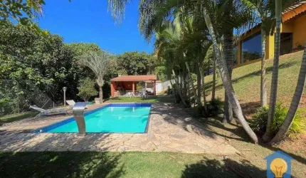 Casa com 4 dorms à Venda, a.c 350 m² por R$ 3.100.000 - Chácara Santa Lúcia - Carapicuíba/SP