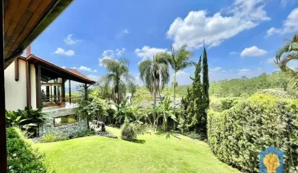 Casa com 4 dorms à Venda, 445 m² por R$ 1.890.000 - Parque das Artes - Embu das Artes/SP