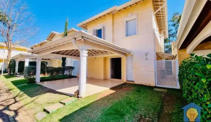 Casa com 3 dorms à Venda, 223 m² por R$ 1599.000 - Jardim Passárgada I - Cotia/SP
