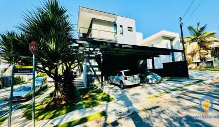 Casa com 3 Suítes à Venda, 283 m² por R$ 1.650.000 - Palm Hills, Bairro Moinho Velho - Cotia/SP
