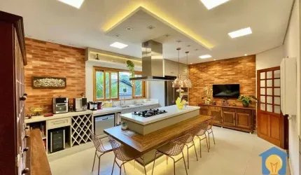 Casa com 3 quartos à venda, 1.439 m² por R$ 2.500.000 - Chácara dos Lagos - Granja Viana, Carapicuíba/SP