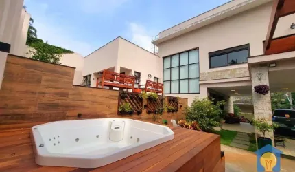 Casa à venda, 370 m² por R$ 2.900.000,00 - Parque das Artes - Embu das Artes/SP