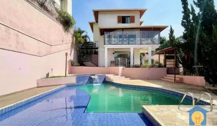 Casa com 3 Suítes à venda, 357 m² por R$ 2.200.000 - Chácara das Paineiras - Carapicuíba/SP