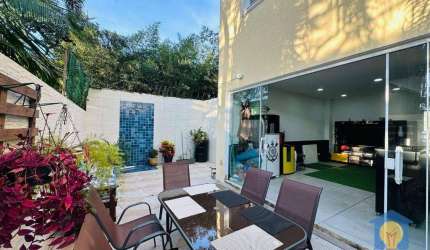 Casa com 3 dormitórios, 121 m² - venda por R$ 750.000,00 ou aluguel por R$ 5.500,00/mês - Chácara Pavoeiro - Cotia/SP