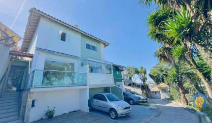 Casa com 3 dormitórios, 140 m² - venda por R$ 670.000 ou aluguel por R$ 5.000/mês - Centro - Embu das Artes/SP