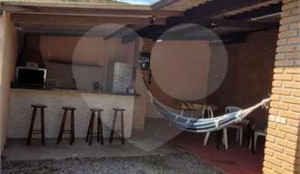 Casa com 3 quartos à venda em Lagoinha - SP