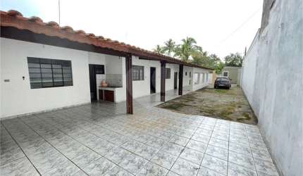 Casa com 2 quartos à venda ou para locação em Barranco Alto - SP