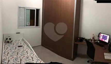 Sobrado com 3 quartos à venda em Parque Oratório - SP
