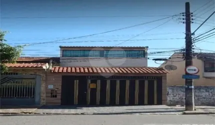 Sobrado com 6 quartos à venda em Jardim Las Vegas - SP