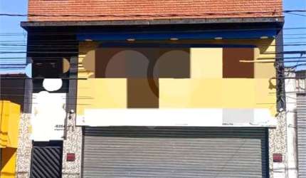 Prédio inteiro à venda em Vila Metalúrgica - SP