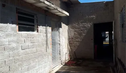 Prédio inteiro à venda em Campestre - SP
