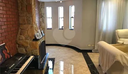 Casa com 3 quartos à venda em Parque Jaçatuba - SP