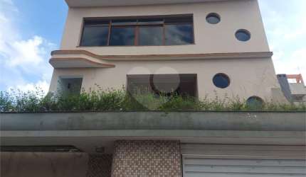 Sobrado com 5 quartos à venda em Santa Terezinha - SP