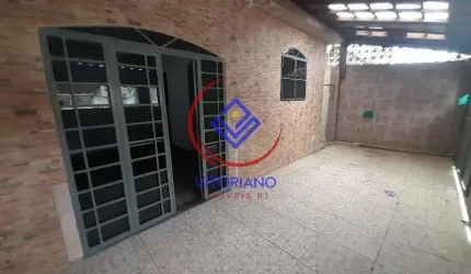 CASA  DOIS QUARTOS Á VENDA EM ANCHIETA !