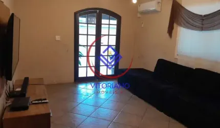 CASA Á VENDA TRÊS QUARTOS E PISCINA  EM MESQUITA!