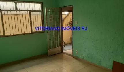CASA DOIS QUARTOS Á VENDA EM MARECHAL HERMES!
