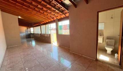 Casa térrea com área gourmet no andar superior a venda por R$562.000,00