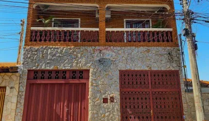 Casa com 3 Quartos para venda, 220m² - Vila Monte Alegre - Ribeirão Preto