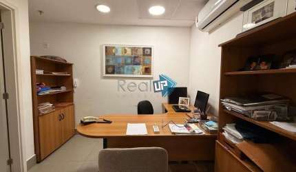Sala comercial com 2 salas à venda na Rua Marquês de Abrantes, Flamengo, Rio de Janeiro, 62 m2 por R$ 713.000