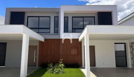 Casa em condomínio no Vila Nova - Joinville