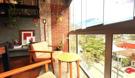 Apartamento à venda no Bairro América em Joinville-SC: 3 quartos, 2 suítes, 1 sala, 3 banheiros, 1 vaga, 116,76m². Venha conferir!