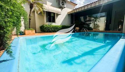 Casa 3 quartos à venda no Bairro Vila Estádio