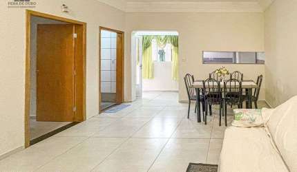 Casa com ótimo terreno no bairro Concórdia
