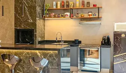 Casa no condomínio Laranjeiras