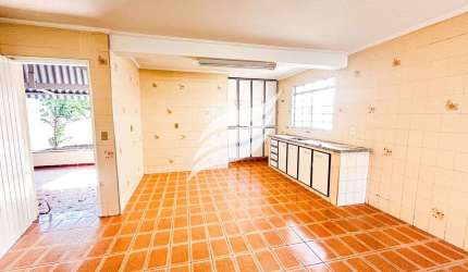 Casa 3 quartos à venda no Bairro Casa Nova