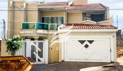 Sobrado 03 quartos à venda no bairro Jardim Nova York em Araçatuba