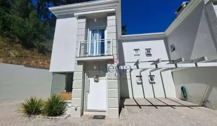 Casa no bairro Parque das Hortênsias em Canela!