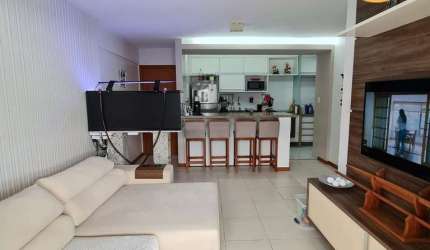 Apartamento em Alphaville. 2/4 sendo 1 suite, reformado, com 1 vaga