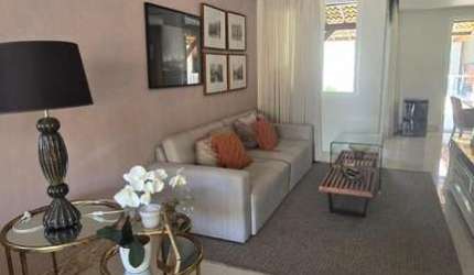 Casa Duplex em Piatã, proximo ao Mc Donald’s, condominio fechado, reformada, com 4/4