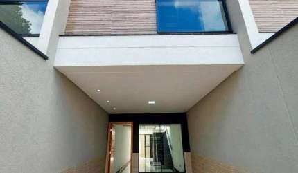 Sobrado com 3 suítes, 02 vagas de garagem e área gourmet à venda por R$ 795.000 - Penha - São Paulo/SP