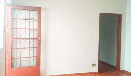 Casa com 1 quarto para alugar na Doutor Renato da Costa Bonfim, 298, Parque Boturussu, São Paulo por R$ 1.500