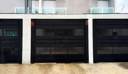 Casa com 3 quartos para alugar na Rua Américo Sugai, 1279, Vila Jacuí, São Paulo por R$ 2.000