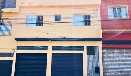 Casa com 3 quartos à venda na Arthur Bernardes, 309, Vila Correa, Ferraz de Vasconcelos por R$ 450.000