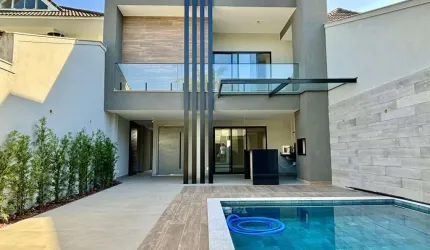 Casa Contemporânea à Venda na Barra da Tijuca