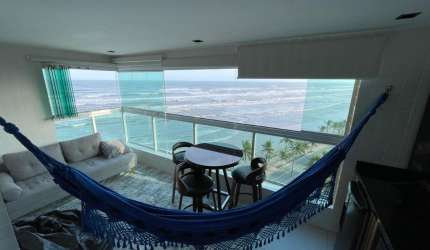 APARTAMENTO COM VISTA ÚNICA