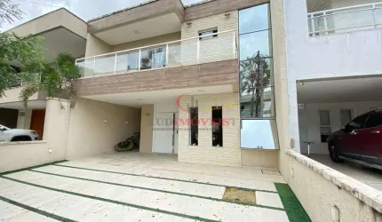 Casa em condomínio fechado na Maraponga.