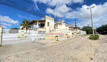 Agende sua visita com um de nossos corretores.