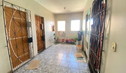 Apartamento com 02 quartos na Avenida Godofredo Maciel.