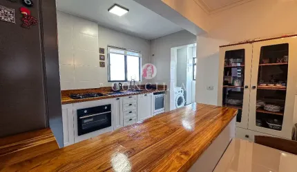 Apartamento Decorado 2 Quartos com Suíte - Cabral - Curitiba/PR